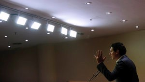 © Reuters. Ciudadanos supedita el pacto con el PSOE a una reforma constitucional 