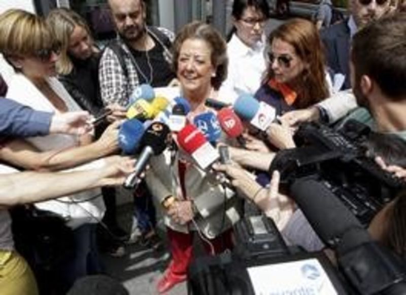 © Reuters. Un juez inicia los trámites para investigar a Rita Barberá