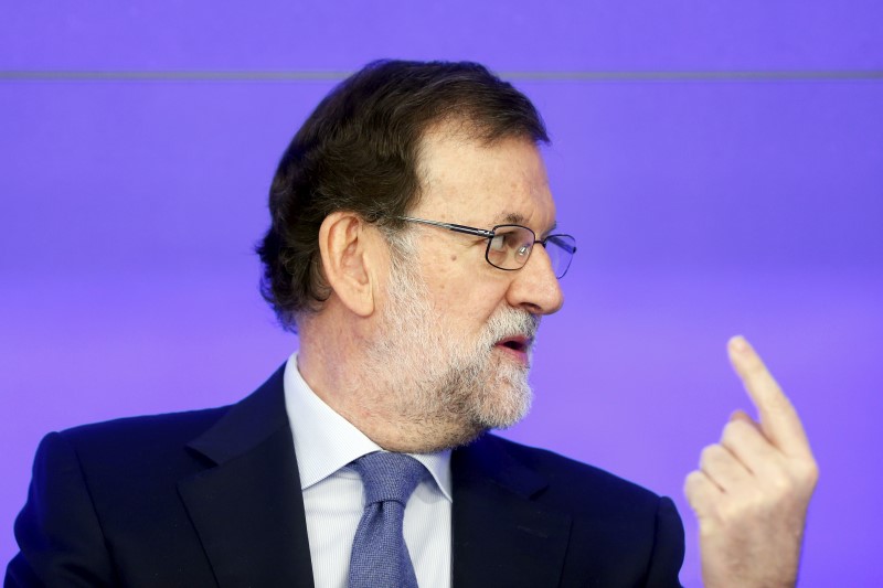 © Reuters. Rajoy desdeña el pacto PSOE-C's, prevé nuevas elecciones