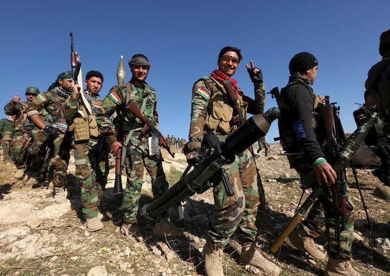 © Reuters. الأكراد يقولون إنهم يحققون في هجوم كيماوي محتمل للدولة الإسلامية في العراق