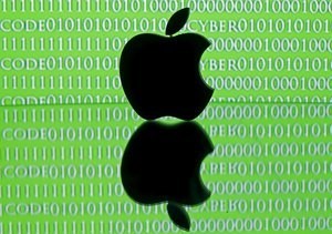 © Reuters. Los rivales de Apple se mantienen cautos ante el asunto de la encriptación