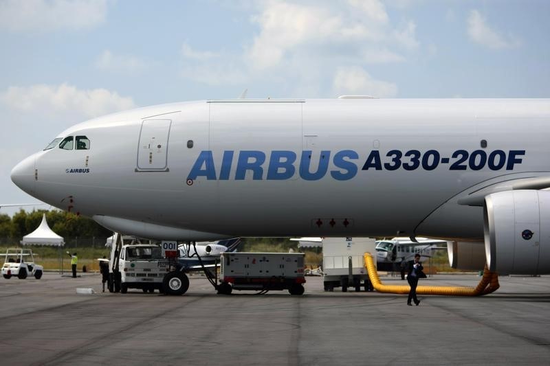 © Reuters. DOUZE AIRBUS A330 COMMANDÉS PAR AIR CHINA 