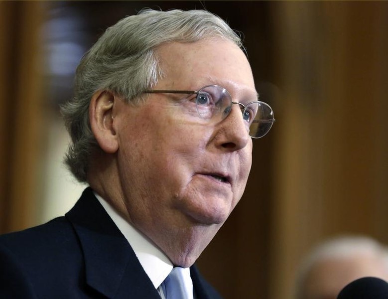 © Reuters. Senate Majority Leader McConnell addresses media during event on Capitol Hill in Washington