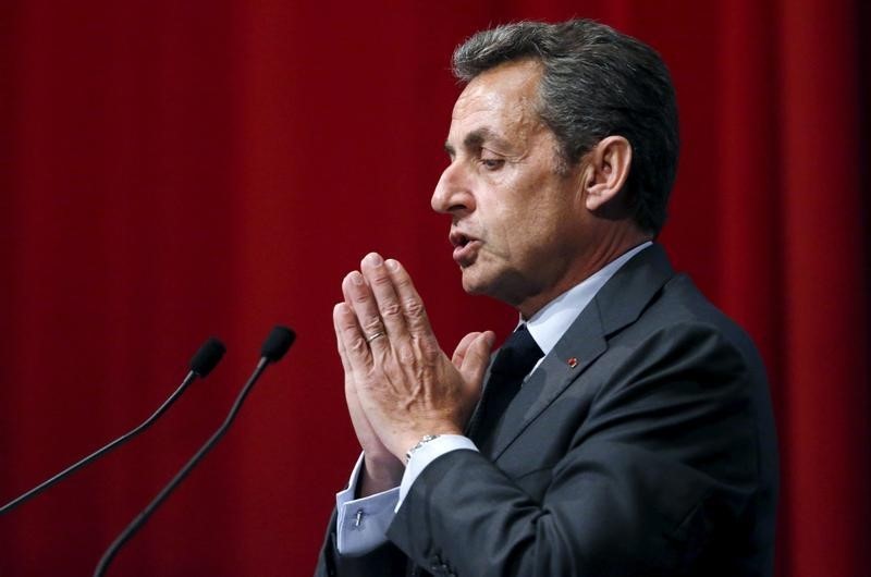 © Reuters. SARKOZY DÉVOILERA SES INTENTIONS POUR LA PRIMAIRE AUTOUR DE L'ÉTÉ