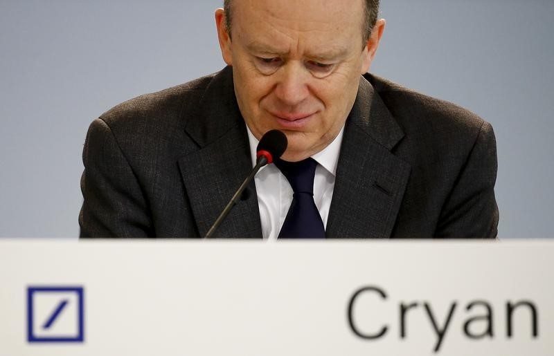 © Reuters. Deutsche Bank Chief Executive Cryan attends a news conference in Frankfurt