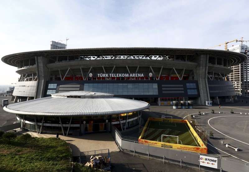 © Reuters. La UEFA sanciona a Galatasaray por incumplir normas financieras