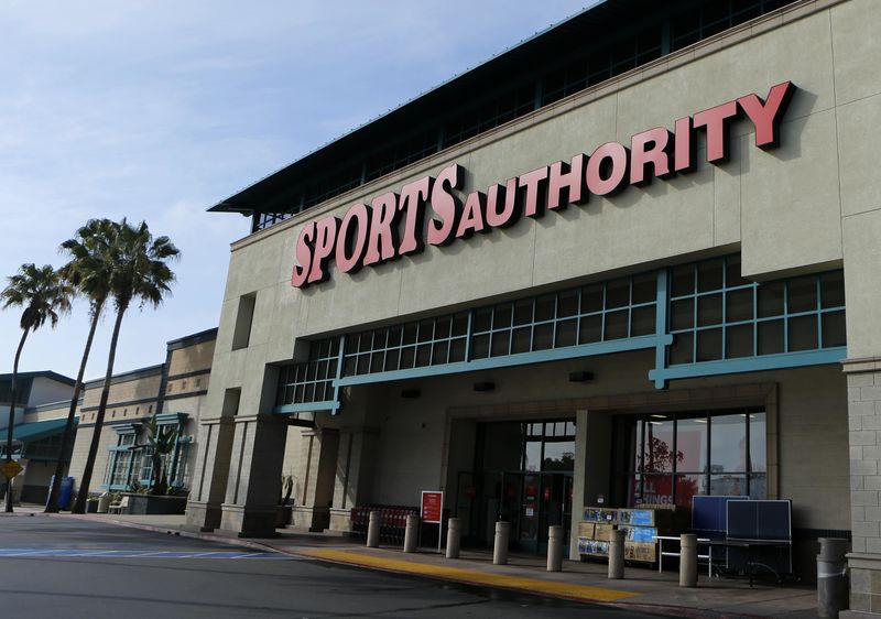 © Reuters. Sports Authority files for Chapter 11 bankruptcy