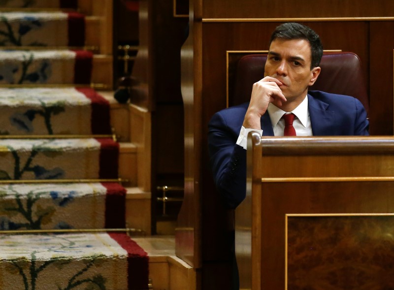 © Reuters. Sánchez fracasa en su primer intento de asalto a la Moncloa