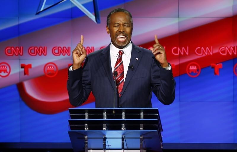 © Reuters. Carson, a punto de retirar su campaña a la nominación republicana en EEUU