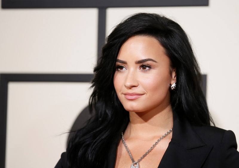 © Reuters. Cantora Demi Lovato chega para cerimônia do Grammy em Los Angeles