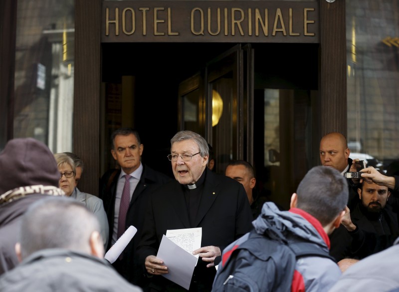 © Reuters. Víctimas australianas de abusos por parte de sacerdotes vuelven decepcionadas por no reunirse con el Papa