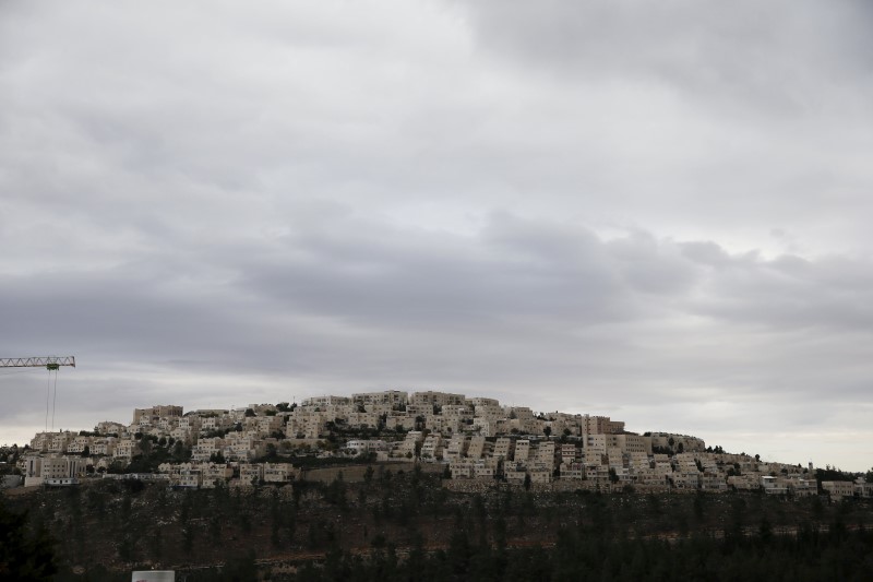 © Reuters. Cerca de la mitad de judíos quiere que árabes sean expulsados de Israel
