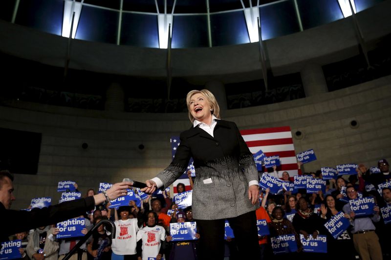 © Reuters. Pré-candidata presidencial democrata dos EUA Hillary Clinton em evento de campanha em Detroit