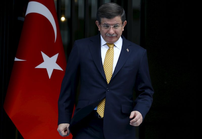 © Reuters. Primeiro-ministro turco, Ahmet Davutoglu