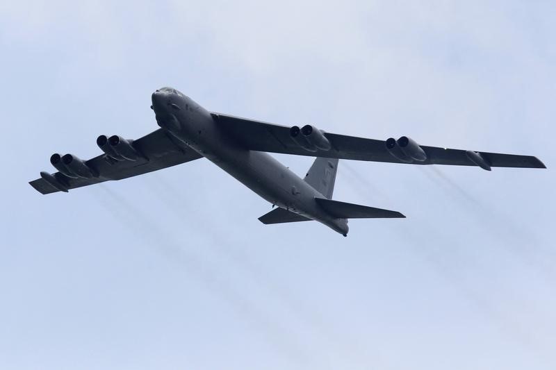 © Reuters. تقرير: أمريكا تجري محادثات لنشر طائرات عسكرية في استراليا