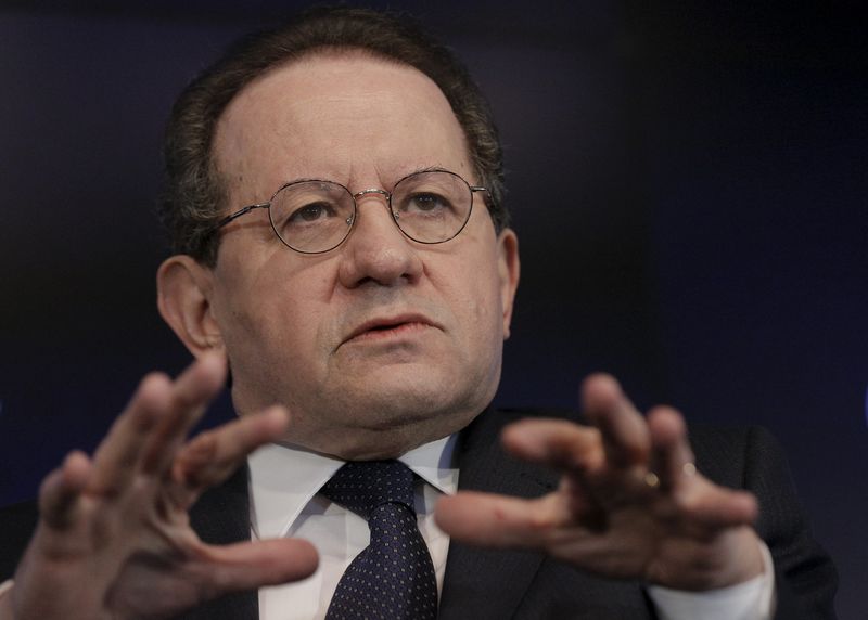 © Reuters. Constancio del BCE dice que los tipos negativos tienen límites