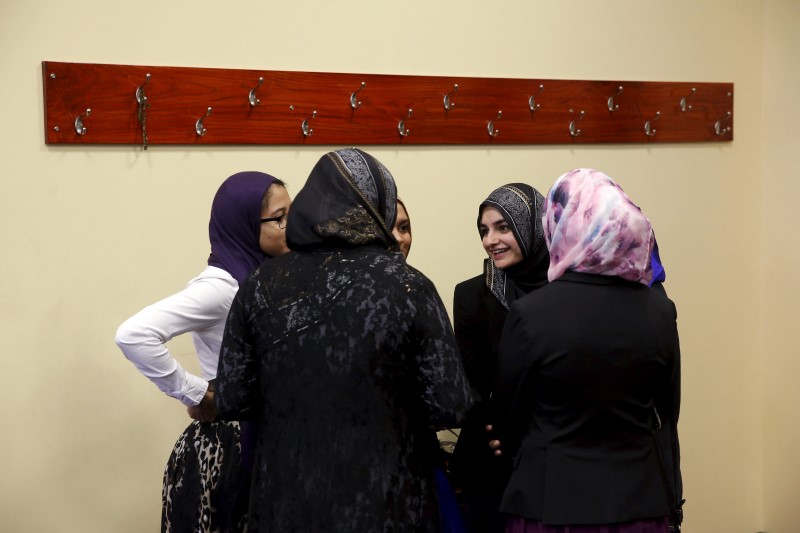 © Reuters. إقبال مسلمات في أمريكا على فنون الدفاع عن النفس مع زيادة الخطاب العدائي
