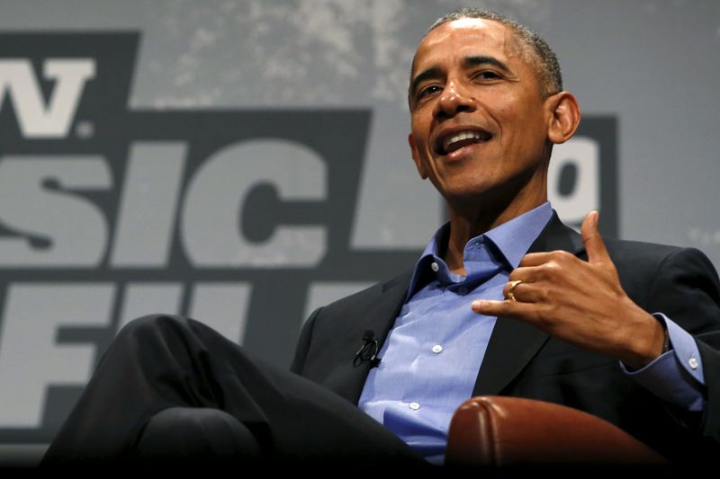 © Reuters. U.S. President Barack Obama participates in an onstage interview at the South by Southwest Interactive in Austin