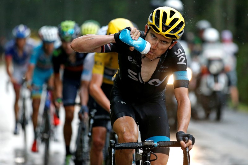 © Reuters. Team Sky rider Geraint Thomas of Britain rides during the 12th stage of the Tour de France cycling race