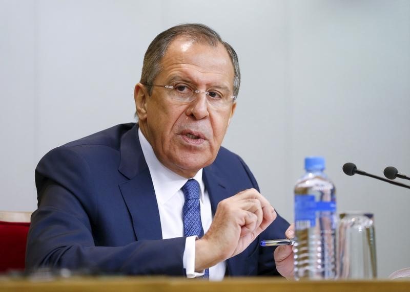 © Reuters. El ministro de Relaciones Exteriores ruso, Sergei Lavrov, durante una conferencia de prensa en Moscú, Rusia.
