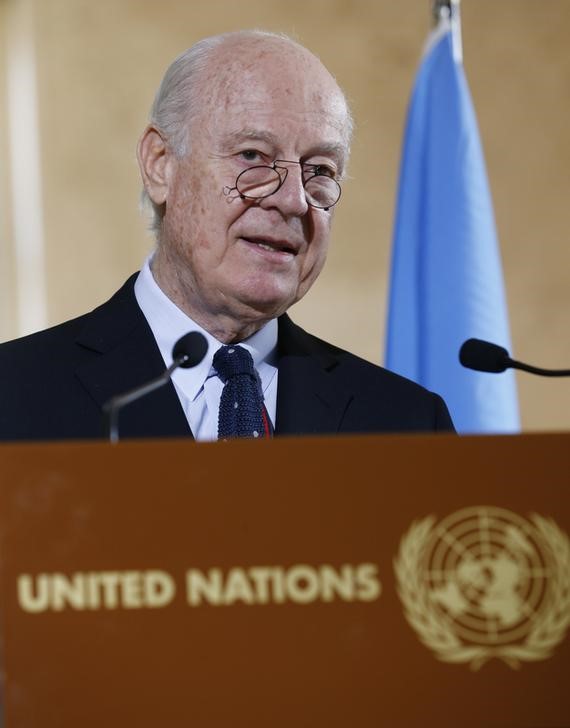 © Reuters. الأمم المتحدة: نأمل أن تنتج محادثات سوريا خارطة طريق ولا بديل سوى الحرب
