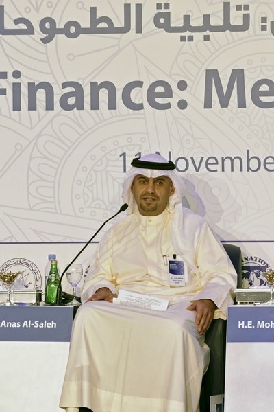 © Reuters. وزير: حكومة الكويت تعتزم فرض ضرائب 10% على أرباح الشركات