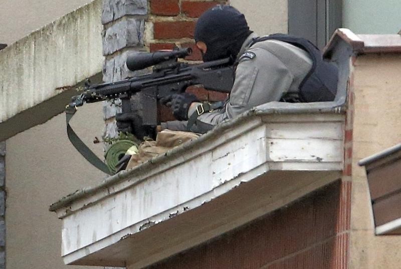 © Reuters. رئيس الوزراء: الشرطة البلجيكية تواصل عمليتها الأمنية في بروكسل