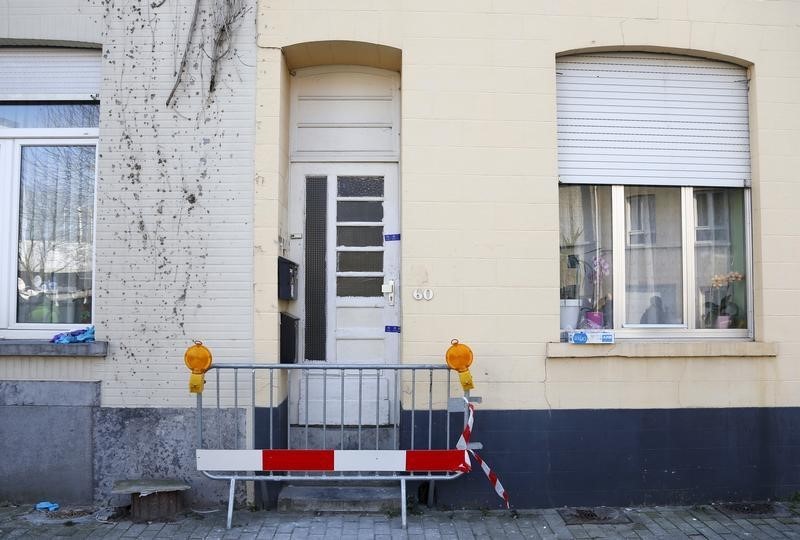 © Reuters. بلجيكا تقول إن المسلح الذي قتل يوم الثلاثاء جزائري