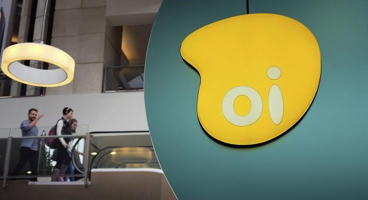 © Reuters. Logotipo da Oi em loja de shopping no centro de São Paulo.