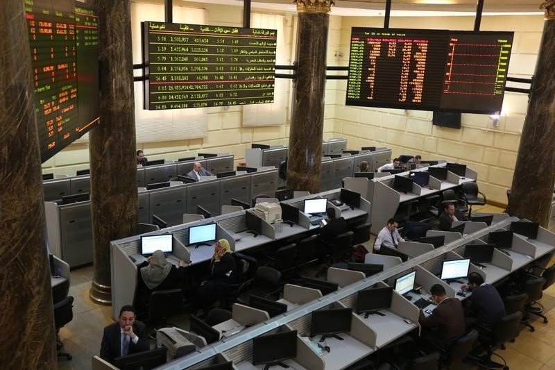 © Reuters. ارتفاع النفط يعزز الأسهم السعودية واستمرار موجة الصعود بمصر