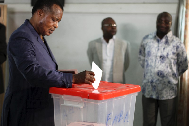 &copy; Reuters. Republic of Congo President Denis Sassou-Nguesso votes at a polling station in Brazzaville