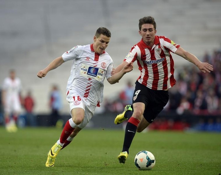 © Reuters. Sevilla y Athletic de Bilbao se enfrentarán en la Liga Europa