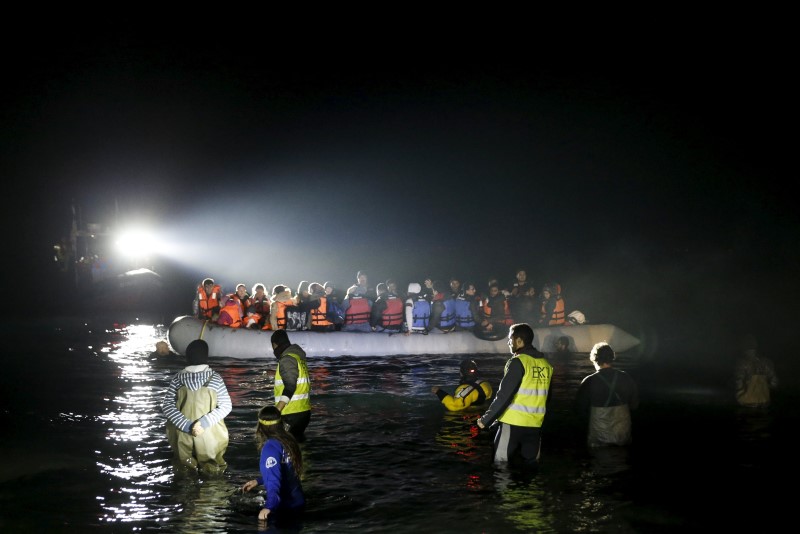 © Reuters. El acuerdo UE-Turquía no frena la llegada de inmigrantes a Grecia 
