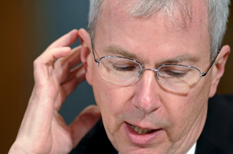 © Reuters. File picture shows Apple Vice President of Software Technology Tribble delivering testimony during a Senate Judiciary Committee hearing in Washington