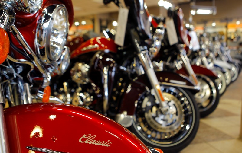 © Reuters. Various models of motorcycles are shown at Harley-Davidson of Frederick in Frederick Maryland