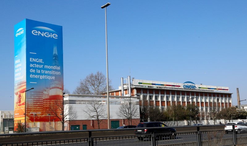 © Reuters. The logo of French gas and power group Engie is seen at the CRIGEN, the Engie Group research and operational expertise center, in Saint-Denis near Paris, France,  Saint-Denis, France, February 29, 2016