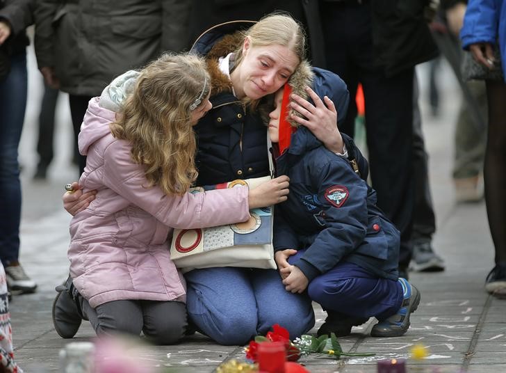 © Reuters. تحقيق- خوف وتحد يخيمان على بروكسل في اليوم التالي للهجمات