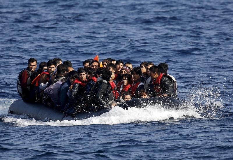 © Reuters. العفو الدولية تقول إن 30 أفغانيا أجبروا على العودة لبلادهم من تركيا