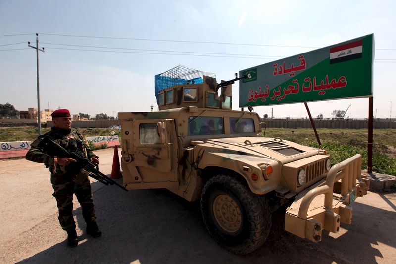 © Reuters. El ejército iraquí lanza una ofensiva en la región de Mosul