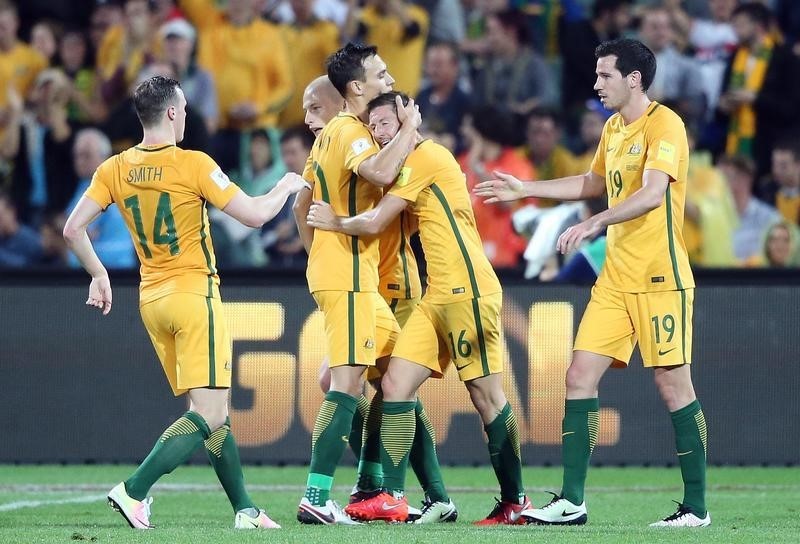 © Reuters. استراليا تسحق طاجيكستان وتقترب من الدور الأخير لتصفيات كأس العالم