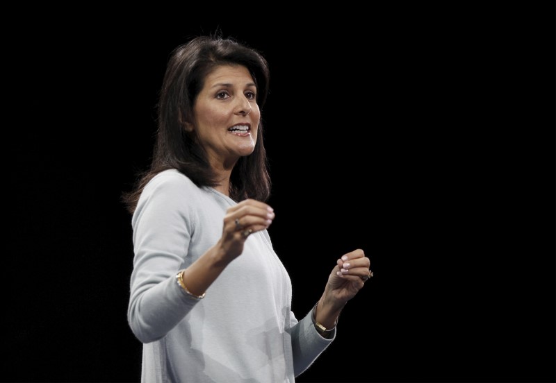 © Reuters. South Carolina governor Nikki Haley speaks at the 2016 Kemp Forum on Expanding Opportunity in Columbia