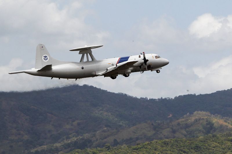 © Reuters. A US Lockheed P-3 Orion variant is seen after it took off from Tocumen international airport during an organized media visit in Panama City 