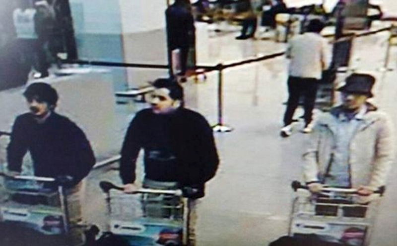 © Reuters. Identifican un tercer sospechoso de los ataques del aeropuerto de Bruselas