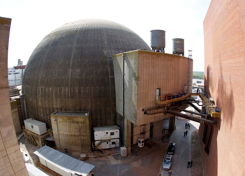 © Reuters. Argentina renegocia financiación de China para dos centrales nucleares