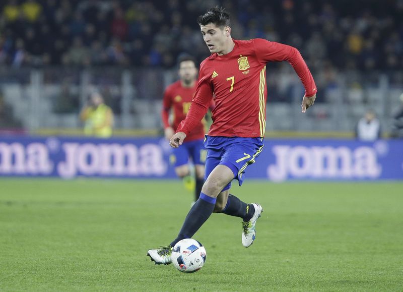 © Reuters. Football Soccer - Romania v Spain - International Friendly