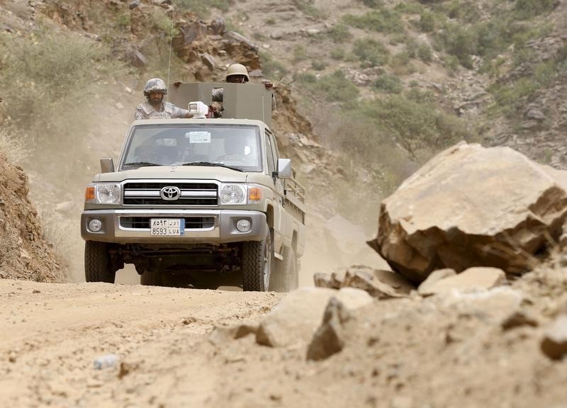 © Reuters. التحالف بقيادة السعودية في اليمن يؤكد تسلمه 9 أسرى سعوديين