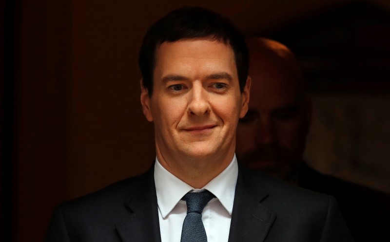 © Reuters. Britain's Chancellor of the Exchequer George Osborne leaves number 11 Downing Street in London