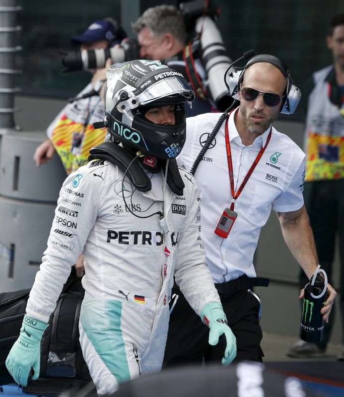 © Reuters. Gutiérrez usará un coche de repuesto en Bahréin tras el choque con Alonso
