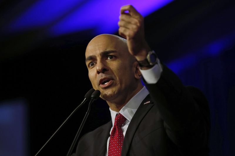 © Reuters. File photo of Kashkari speaking on stage during Republican convention in Burlingame, California