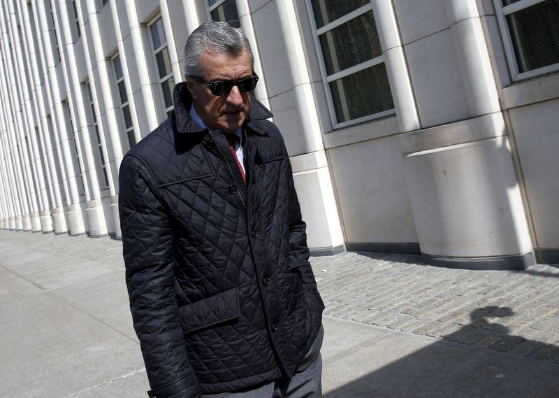 © Reuters. Miguel Trujillo, a Florida-based sports marketing consultant who pleaded guilty in a U.S. court on Tuesday as part of an investigation of corruption in soccer and FIFA, its world governing body, leaves federal court in the Brooklyn borough of New York